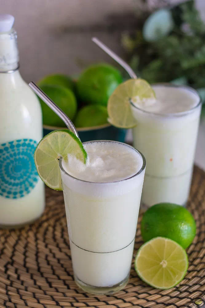 Brazilian lemonade with lime and condensed milk