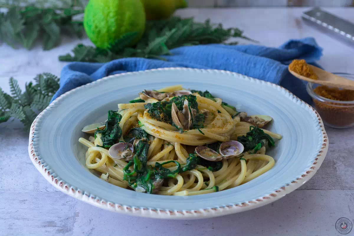 Spaghetti quadrati con barbe di frate e limone